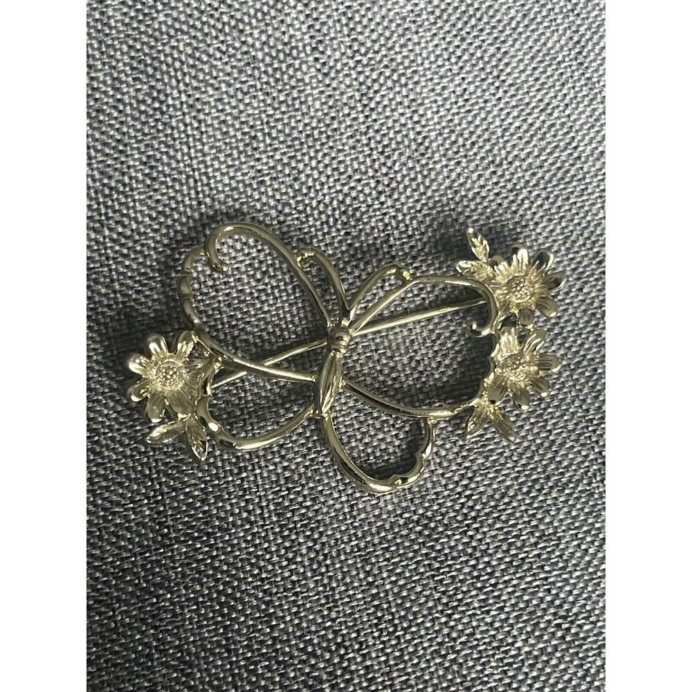 Vintage Butterfly Gold Tone Brooch Pin Scarf Lapel Cocktail Whimsy Coquette
